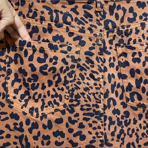 Free People Zip It Up Leopard Print Mini Skirt NWT - Picture 7 of 8